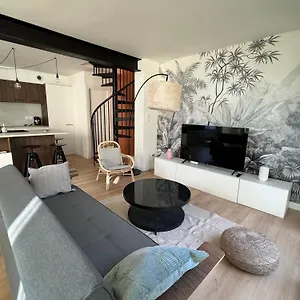 elegante-maison-de-ville-renovee.midi-pyreneeshotels.com/